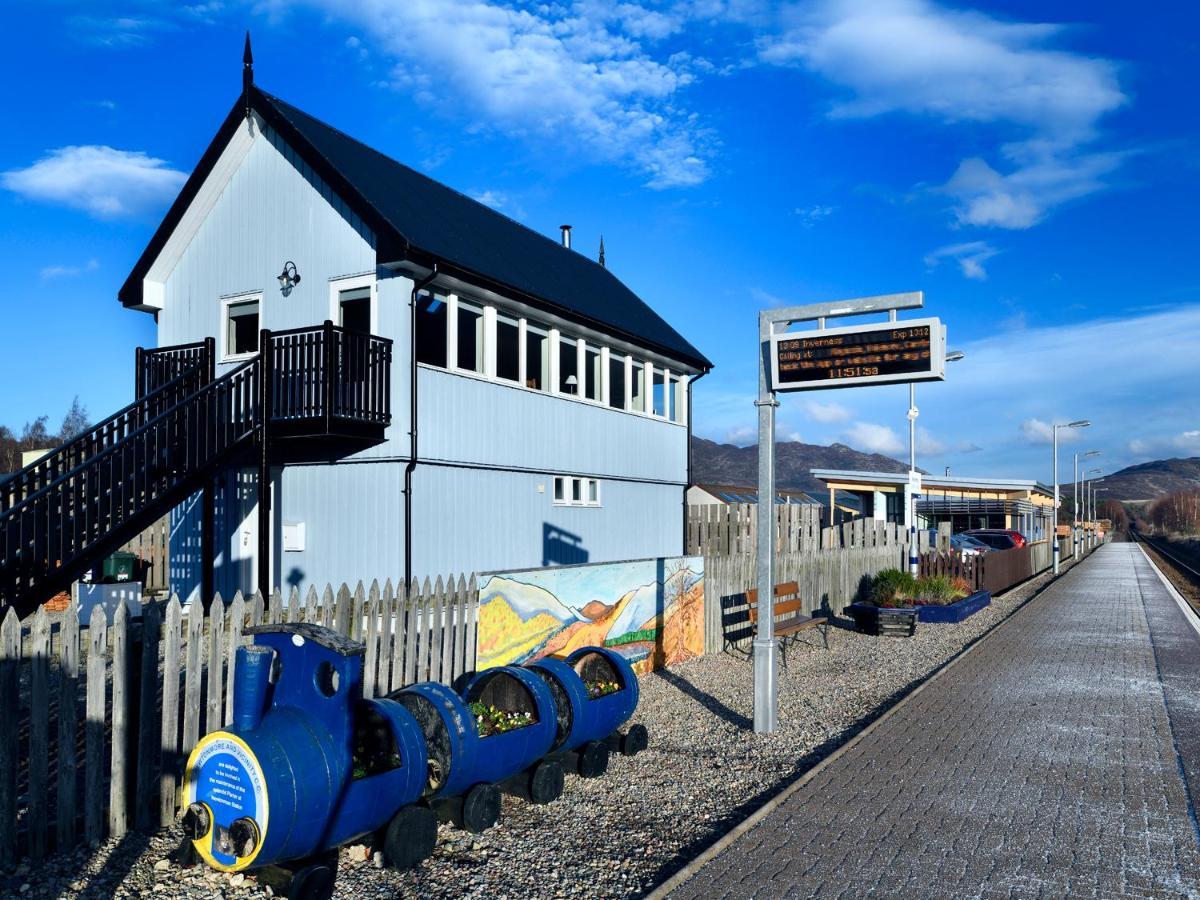Villa Signal Box Newtonmore Exterior foto